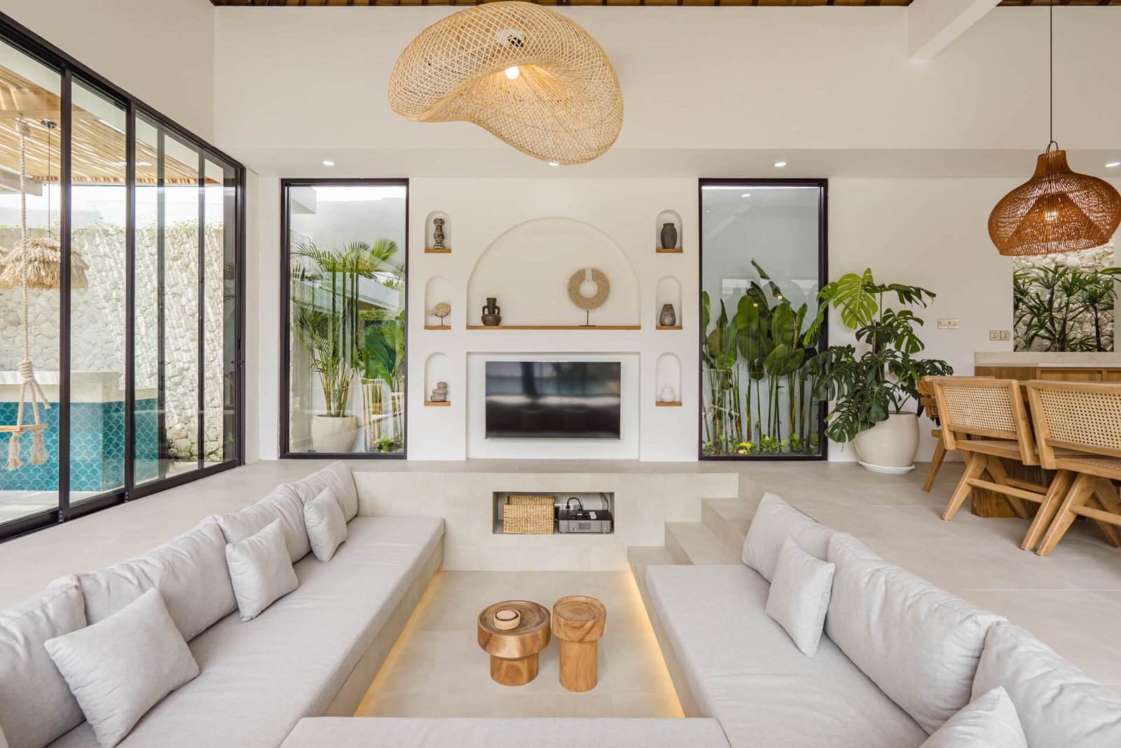 Teku-Villa-Living-6