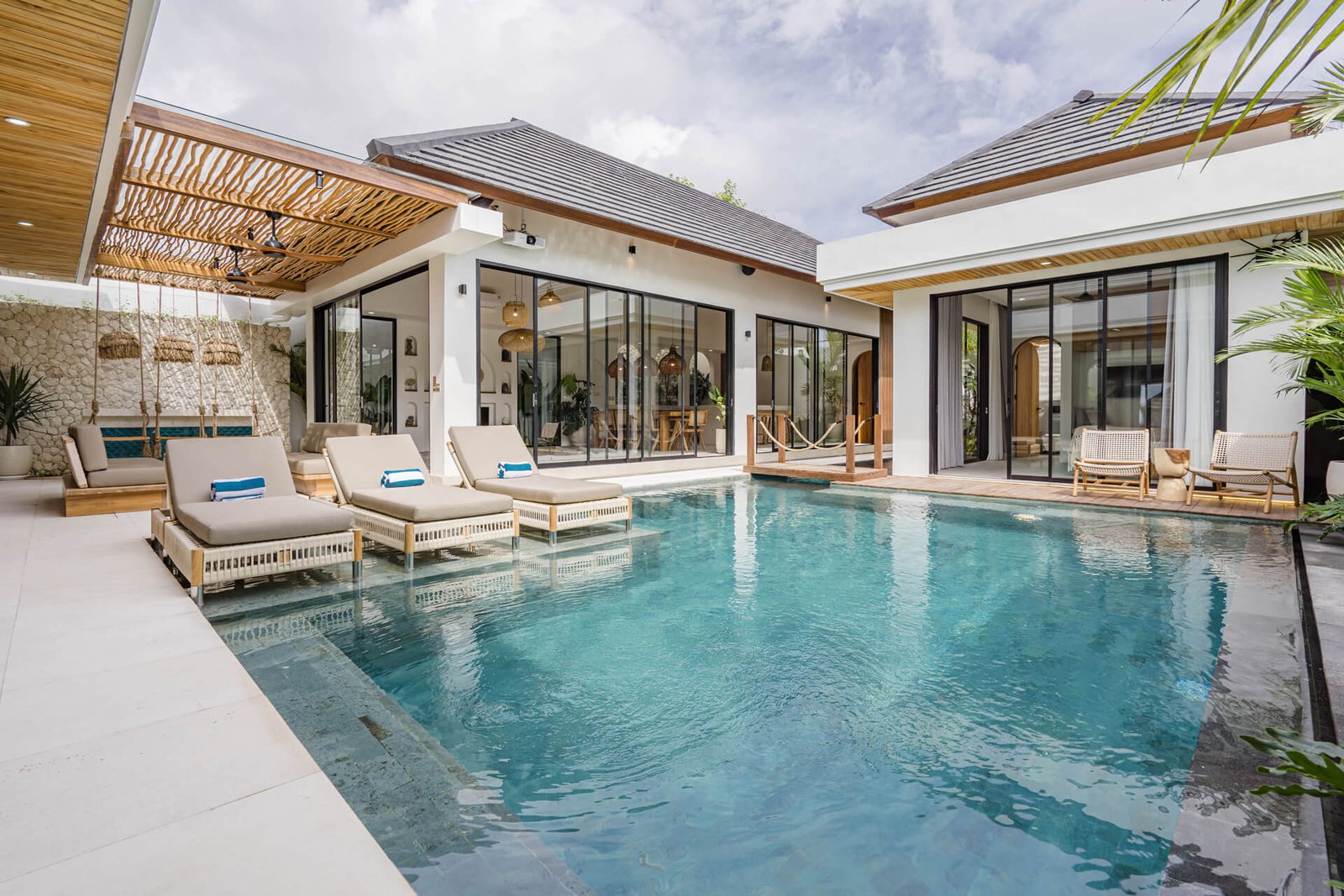 Teku-Villa-Pool-2